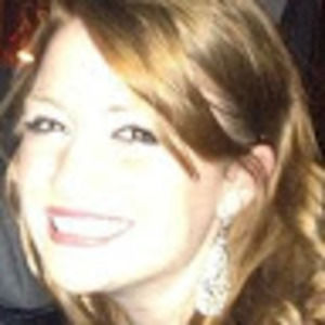 Meet your Posher, Caitlin